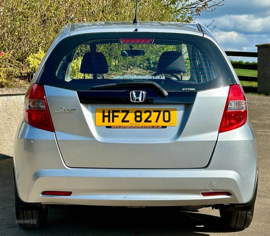 Nov 2011 Honda Jazz 1.4 i-VTEC ES 5dr CVT
