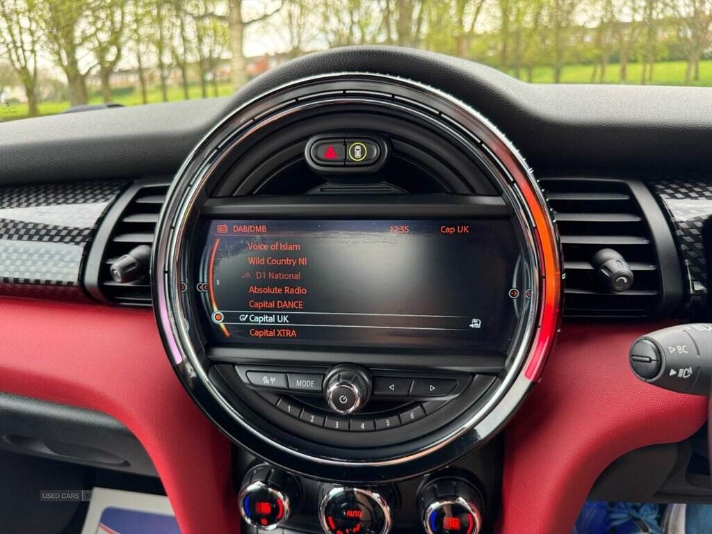 Apr 2016 MINI Hatch 2.0 John Cooper Works 3dr