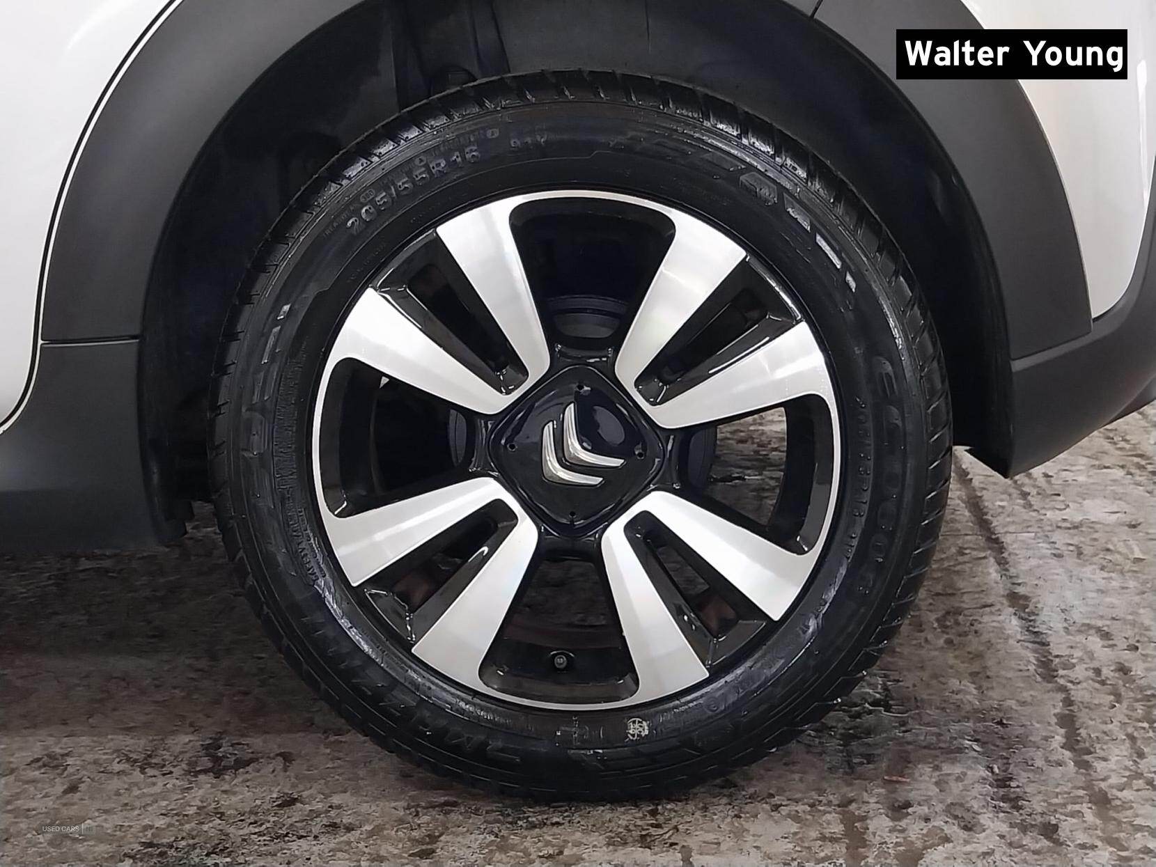 Dec 2017 Citroen C3 1.2 PureTech 82 Feel 5dr