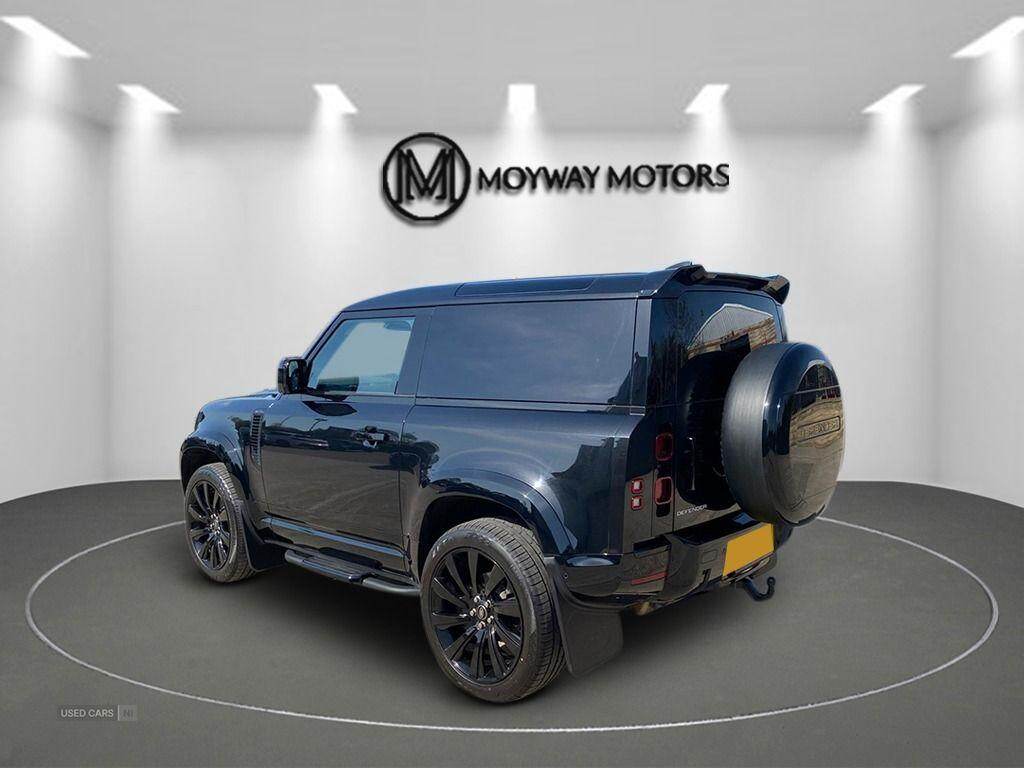 2023 Land Rover Defender 90 3.0 D250 MHEV Hard Top SUV Auto 4WD SWB Euro 6 (s/s) 3dr