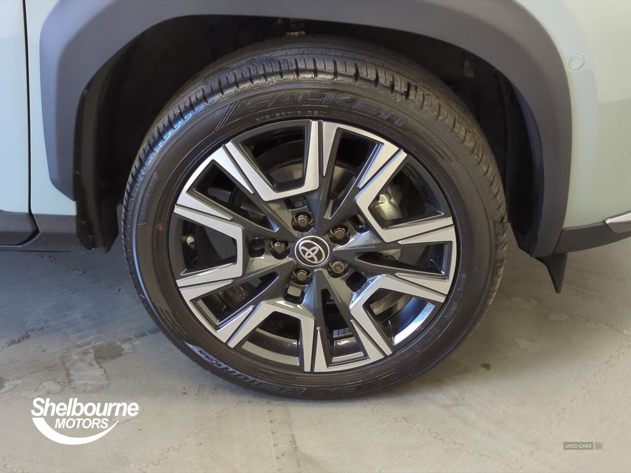 Feb 2025 Toyota Yaris Cross 1.5 Hybrid 130 Premiere Edition 5dr CVT