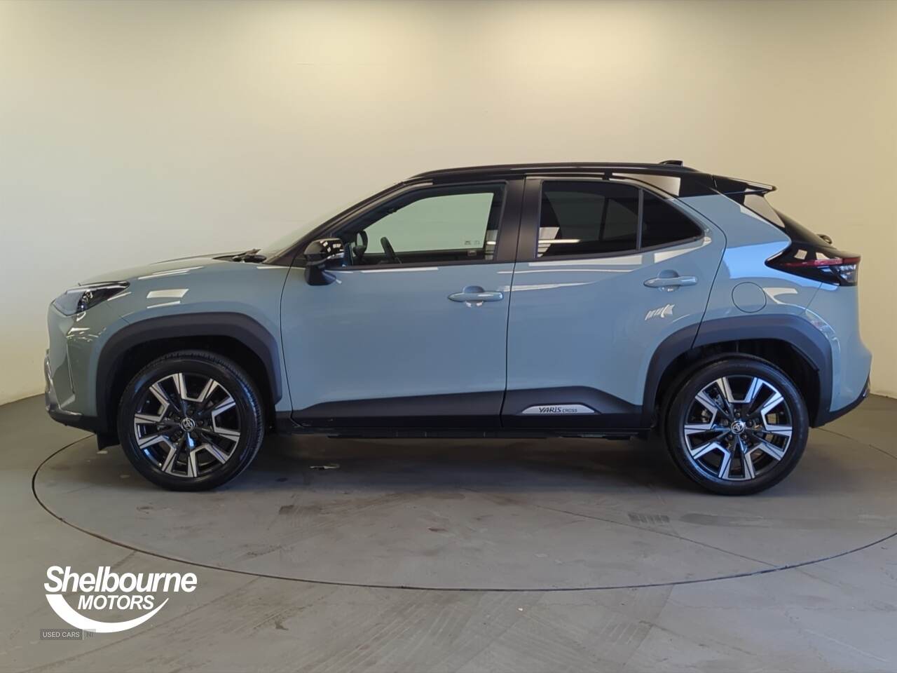 Feb 2025 Toyota Yaris Cross 1.5 Hybrid 130 Premiere Edition 5dr CVT