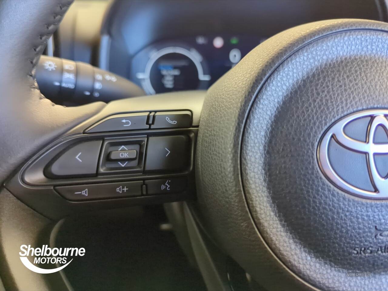 Feb 2025 Toyota Yaris Cross 1.5 Hybrid 130 Premiere Edition 5dr CVT