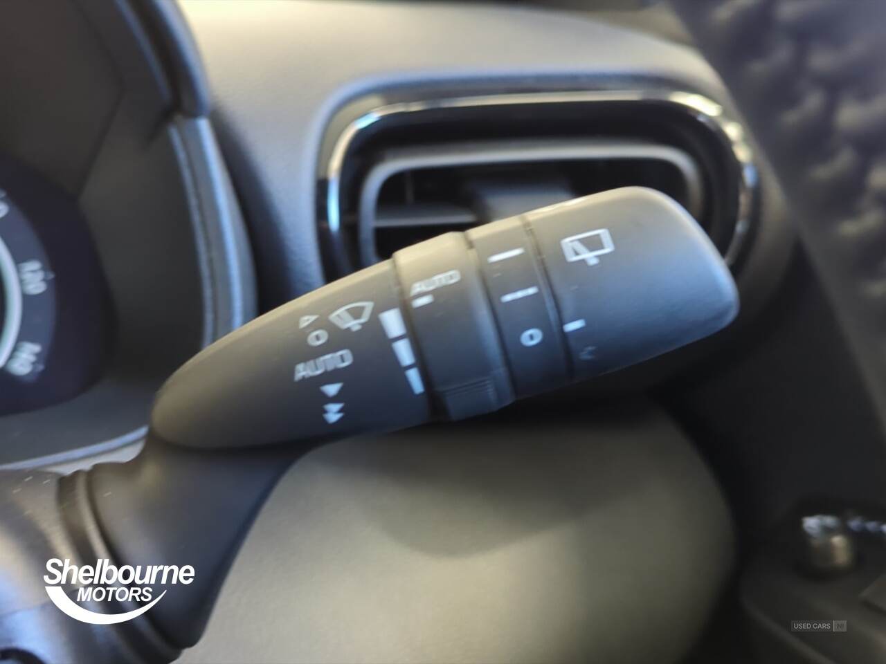 Feb 2025 Toyota Yaris Cross 1.5 Hybrid 130 Premiere Edition 5dr CVT