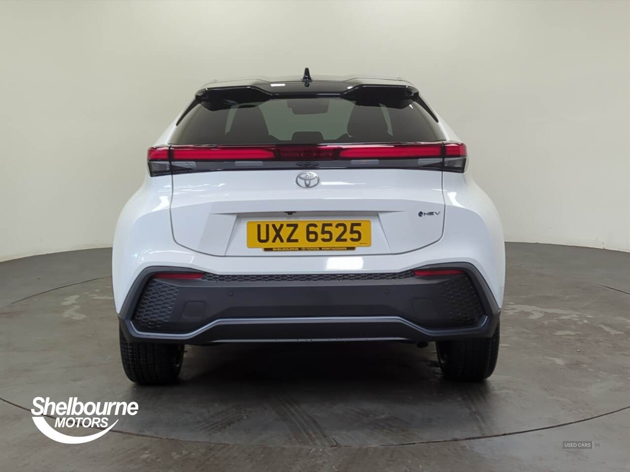 Mar 2025 Toyota C-HR 1.8 Hybrid Design 5dr CVT