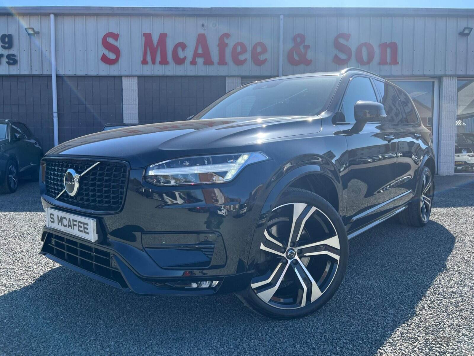 Jan 2022 Volvo XC90 2.0 B5D [235] R DESIGN 5dr AWD Geartronic