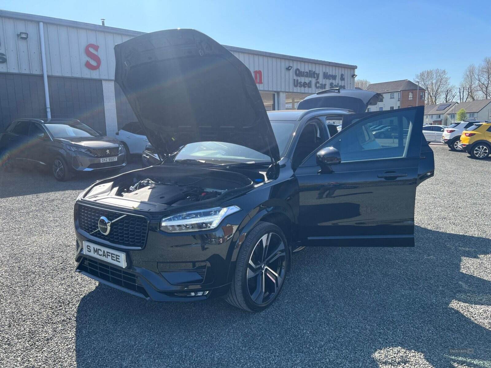 Jan 2022 Volvo XC90 2.0 B5D [235] R DESIGN 5dr AWD Geartronic