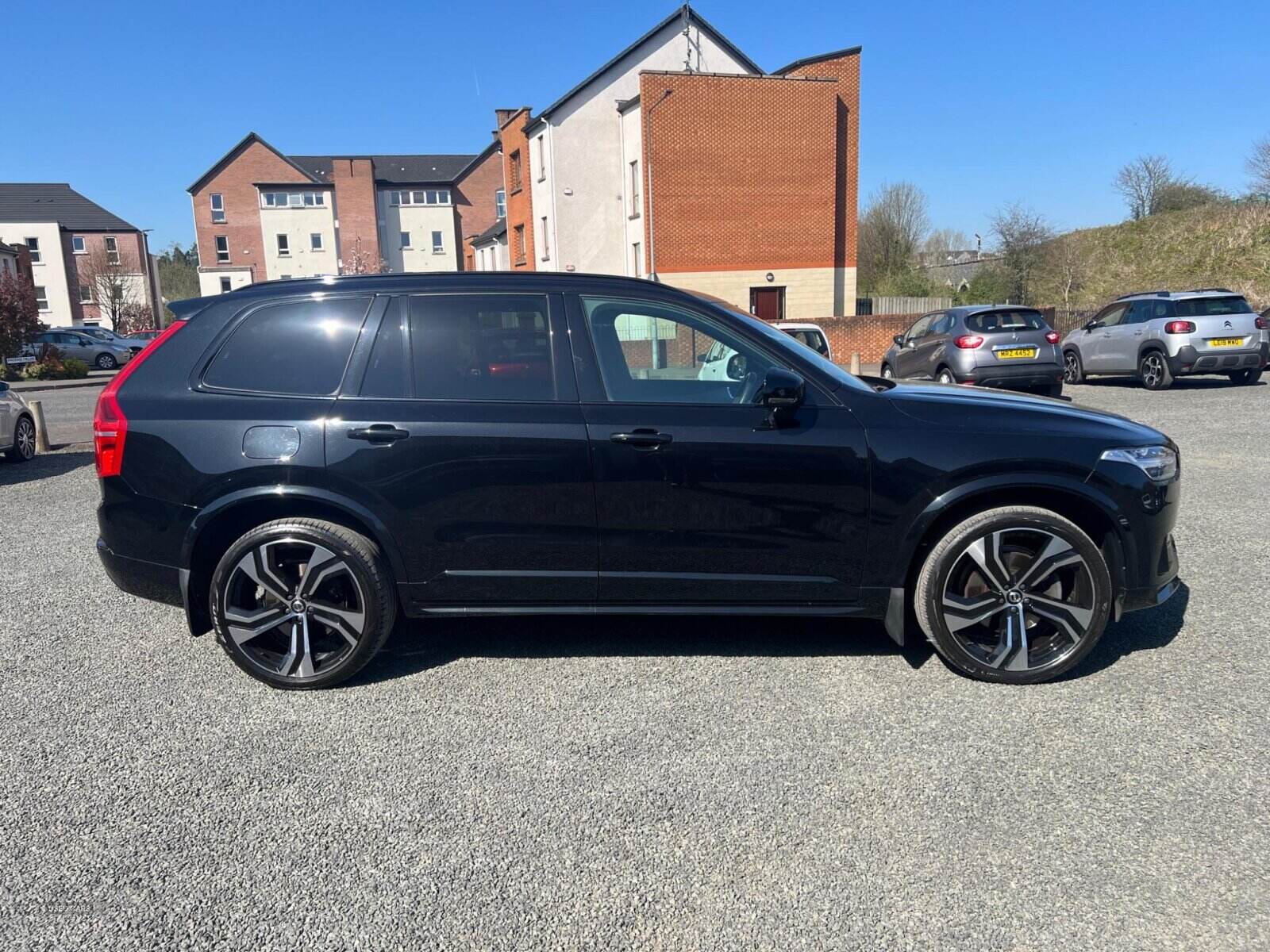 Jan 2022 Volvo XC90 2.0 B5D [235] R DESIGN 5dr AWD Geartronic
