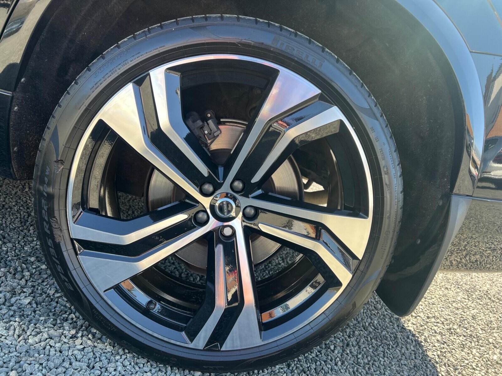 Jan 2022 Volvo XC90 2.0 B5D [235] R DESIGN 5dr AWD Geartronic