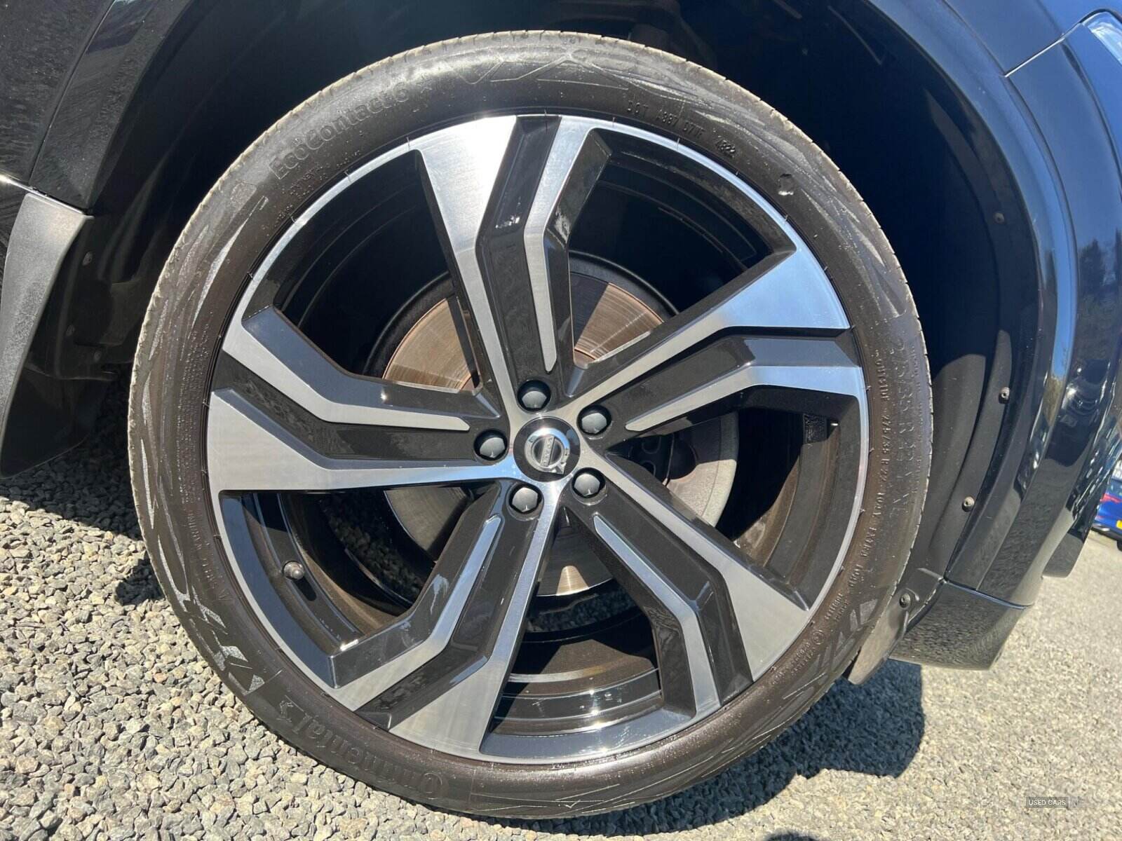 Jan 2022 Volvo XC90 2.0 B5D [235] R DESIGN 5dr AWD Geartronic