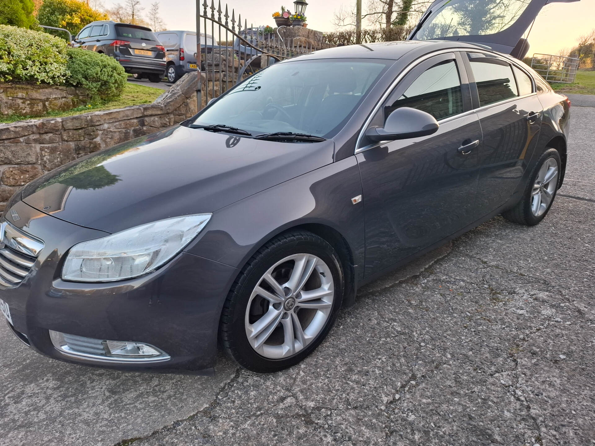 Jun 2013 Vauxhall Insignia 2.0 CDTi Exclusiv 5dr
