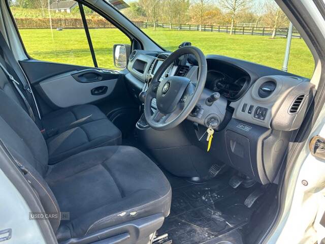 Aug 2019 Renault Trafic LL29 ENERGY dCi 125 Business+ Van