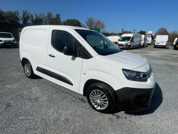 Citroen Berlingo M DIESEL in Down