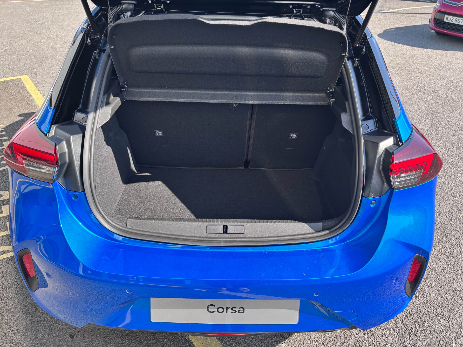 Apr 2025 Vauxhall Corsa Yes 1.2 100PS Manual 2025 MODEL [WINTER PACK]