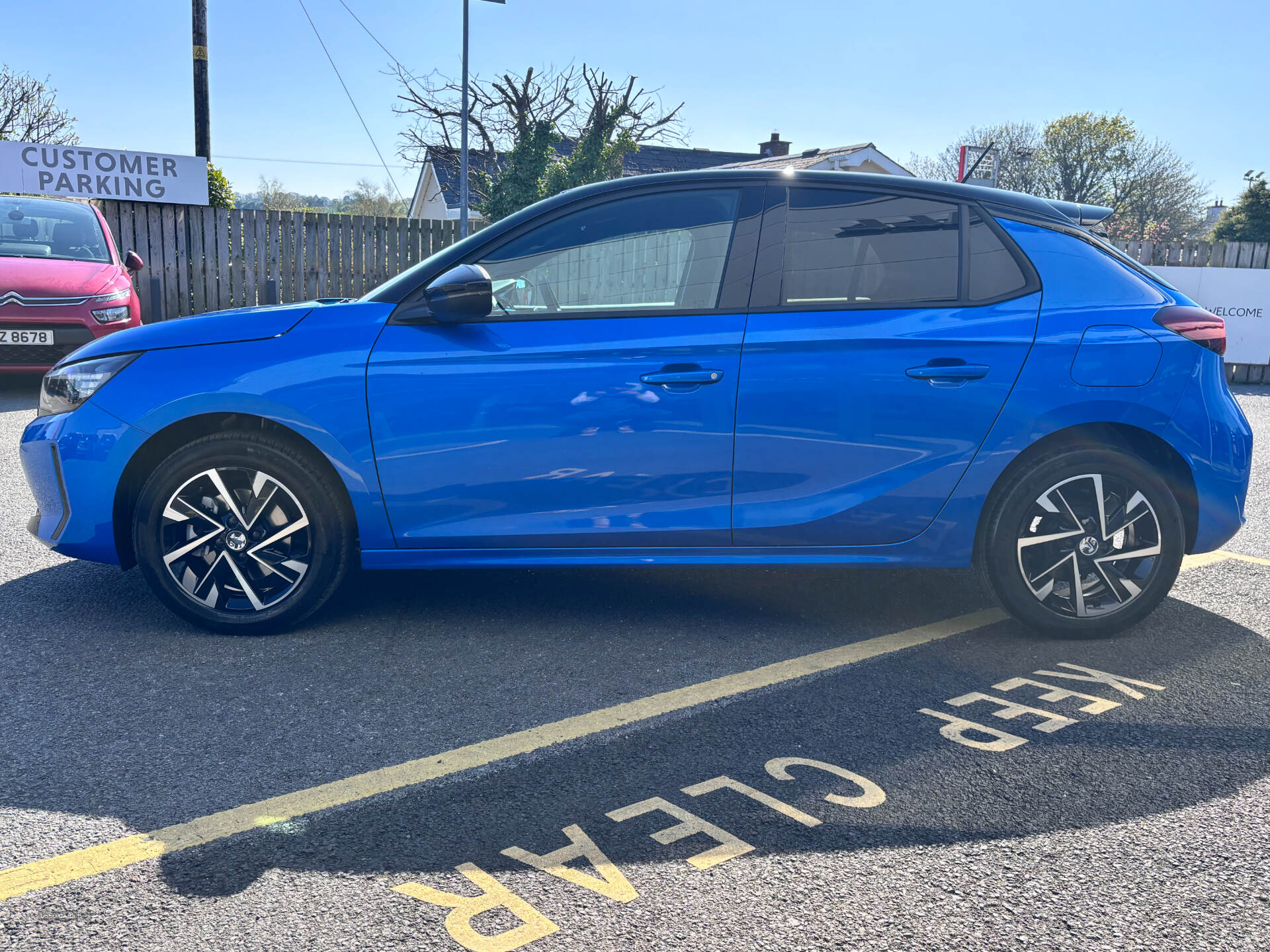Apr 2025 Vauxhall Corsa Yes 1.2 100PS Manual 2025 MODEL [WINTER PACK]
