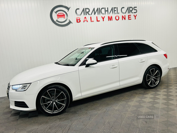 Audi A4 AVANT in Antrim