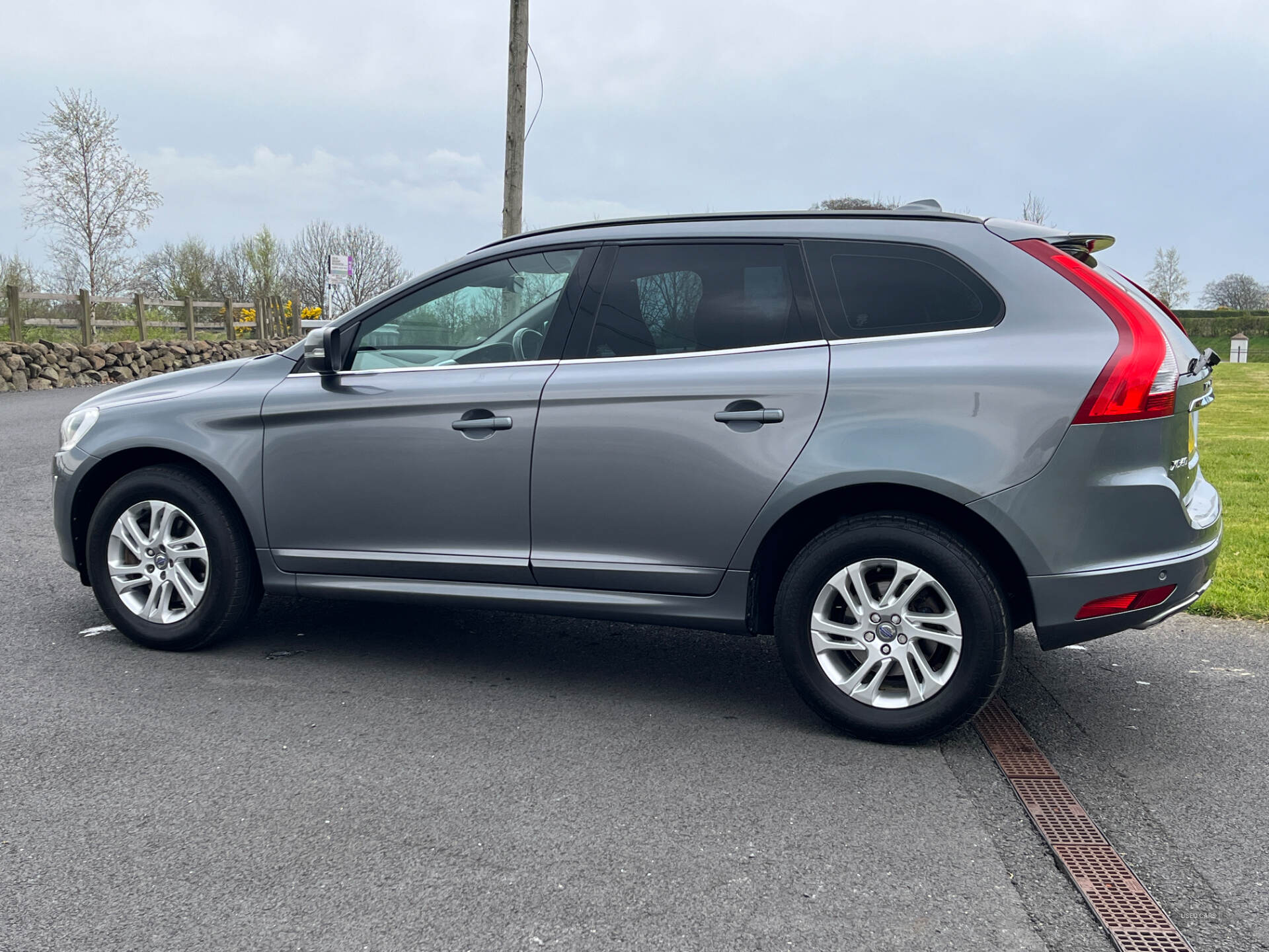Sep 2015 Volvo XC60 D4 [190] SE Nav 5dr