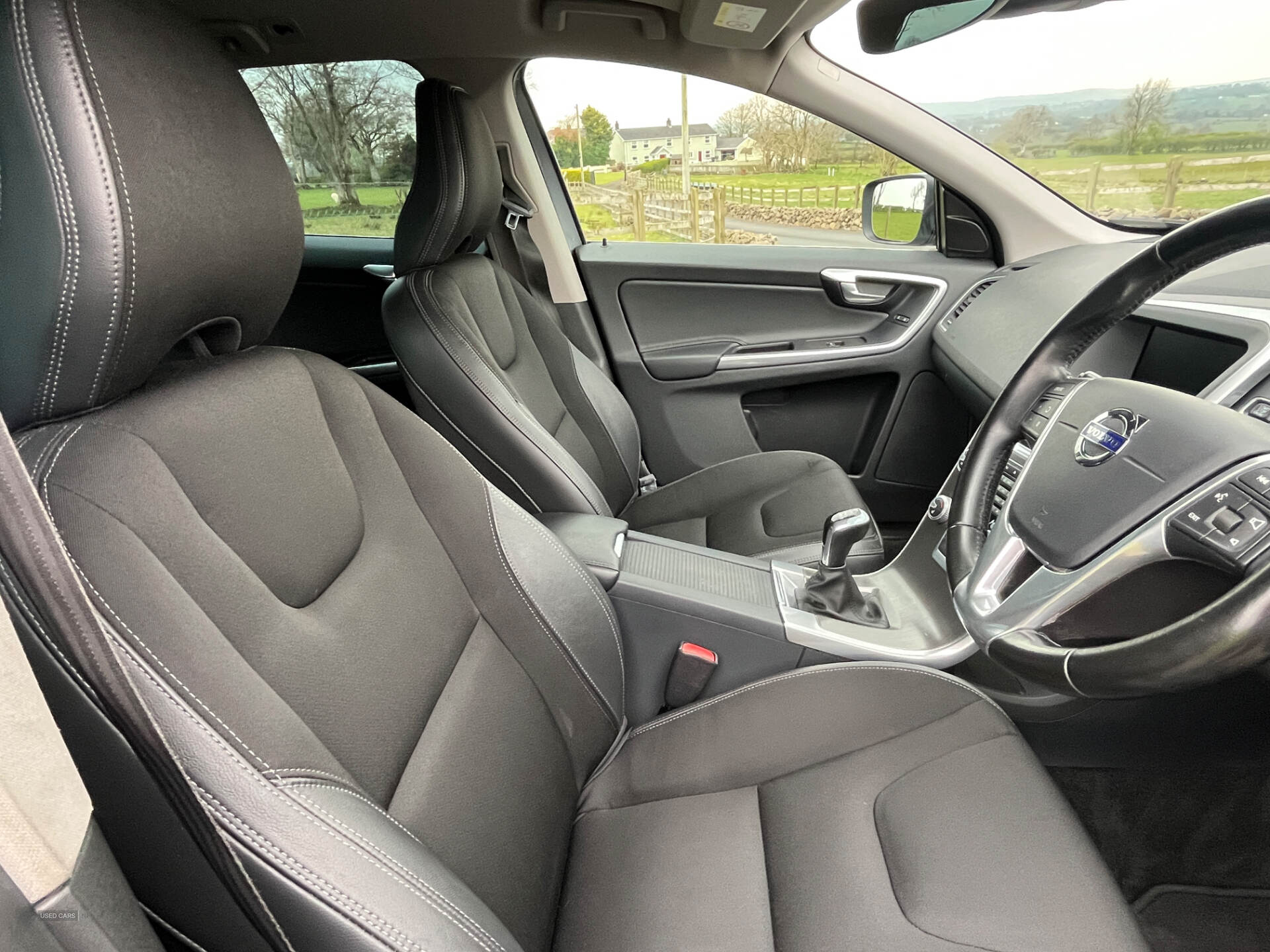 Sep 2015 Volvo XC60 D4 [190] SE Nav 5dr