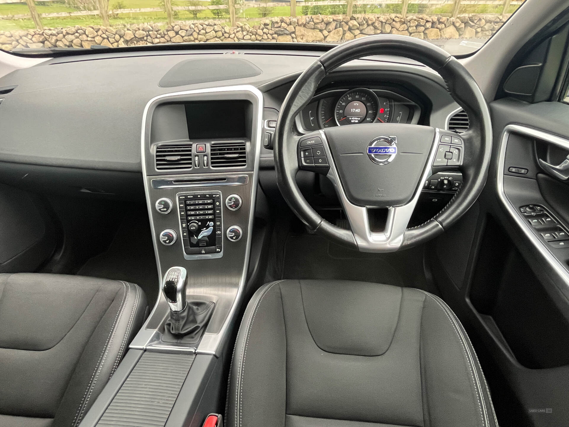 Sep 2015 Volvo XC60 D4 [190] SE Nav 5dr