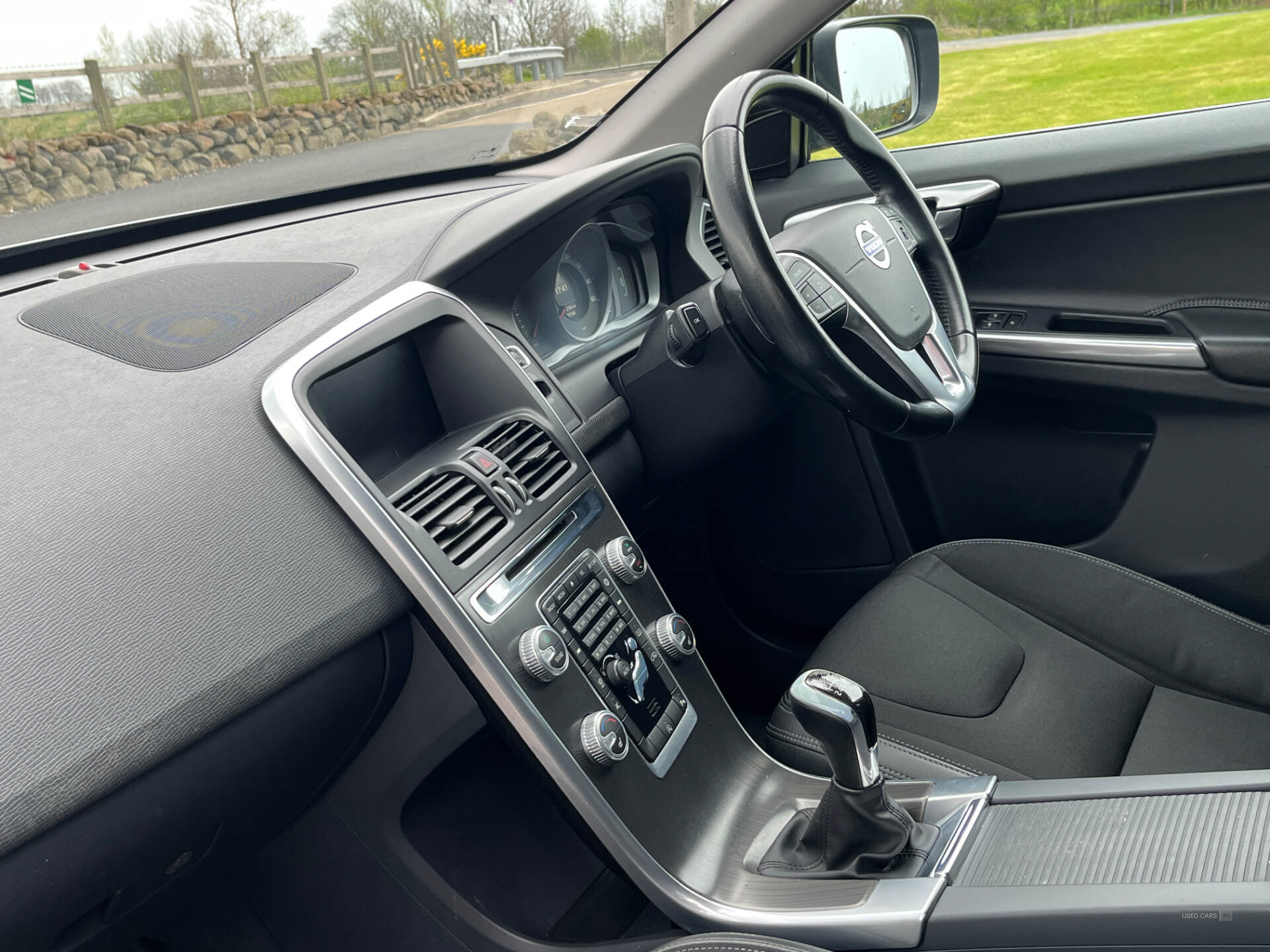 Sep 2015 Volvo XC60 D4 [190] SE Nav 5dr