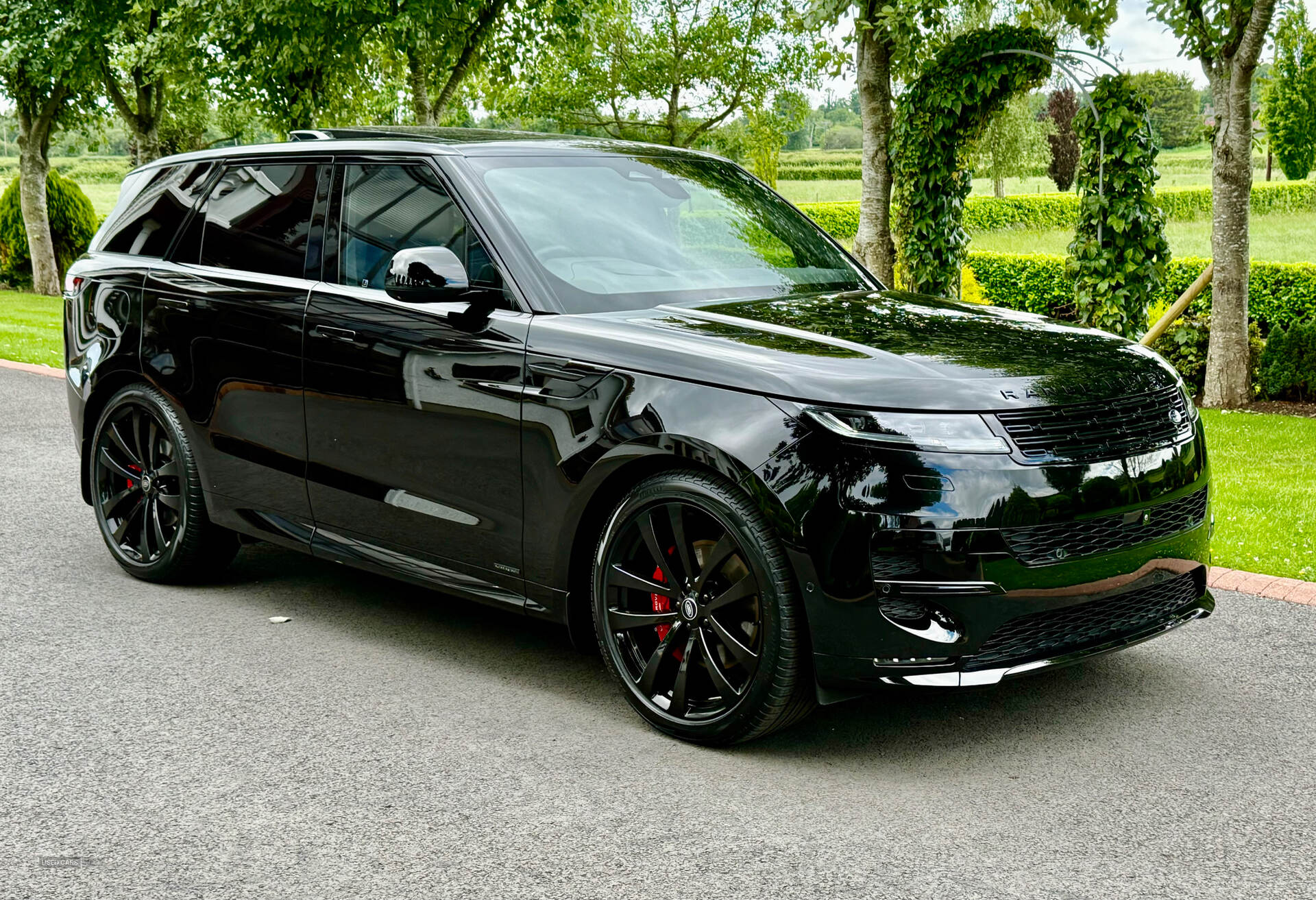 Mar 2024 Land Rover Range Rover Sport 3.0 D300 Autobiography 5dr Auto