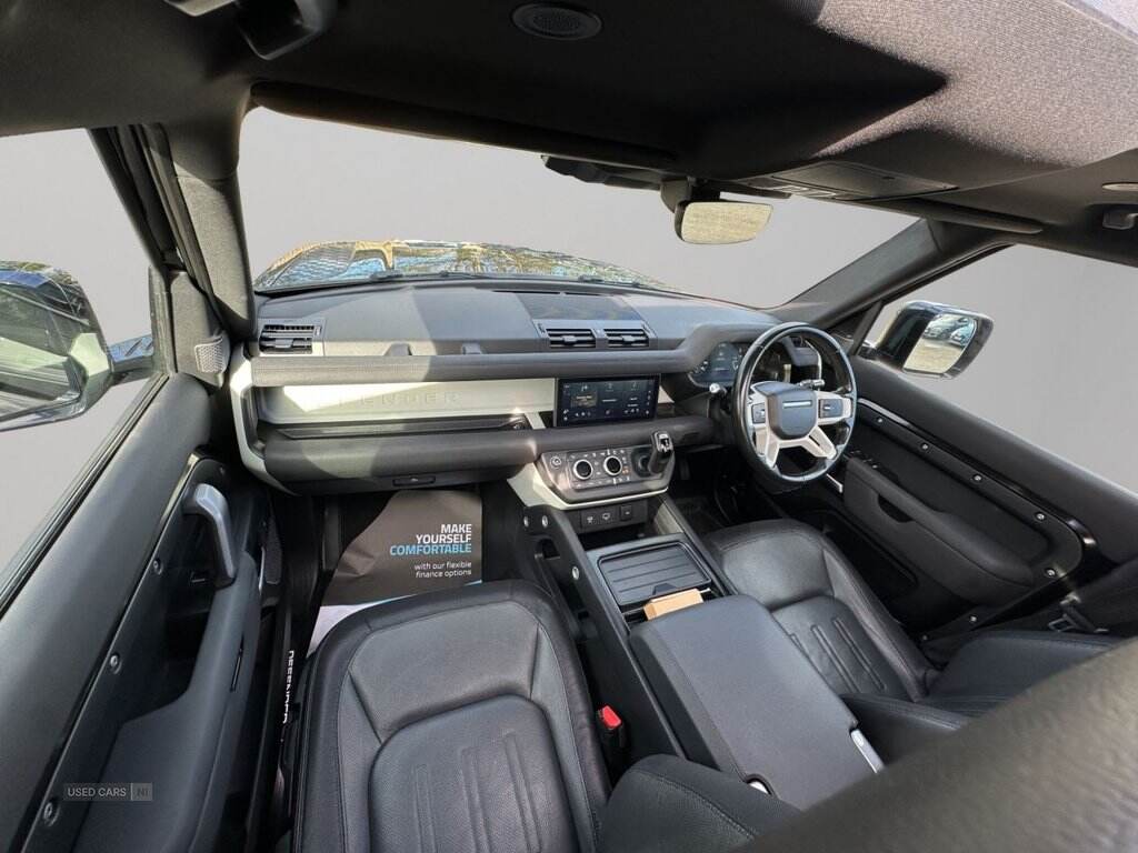 Nov 2021 Land Rover Defender 3.0 D300 X-Dynamic S 110 5dr Auto