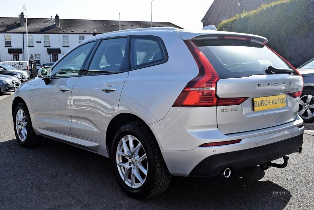 Nov 2017 Volvo XC60 2.0 D4 Momentum 5dr AWD Geartronic