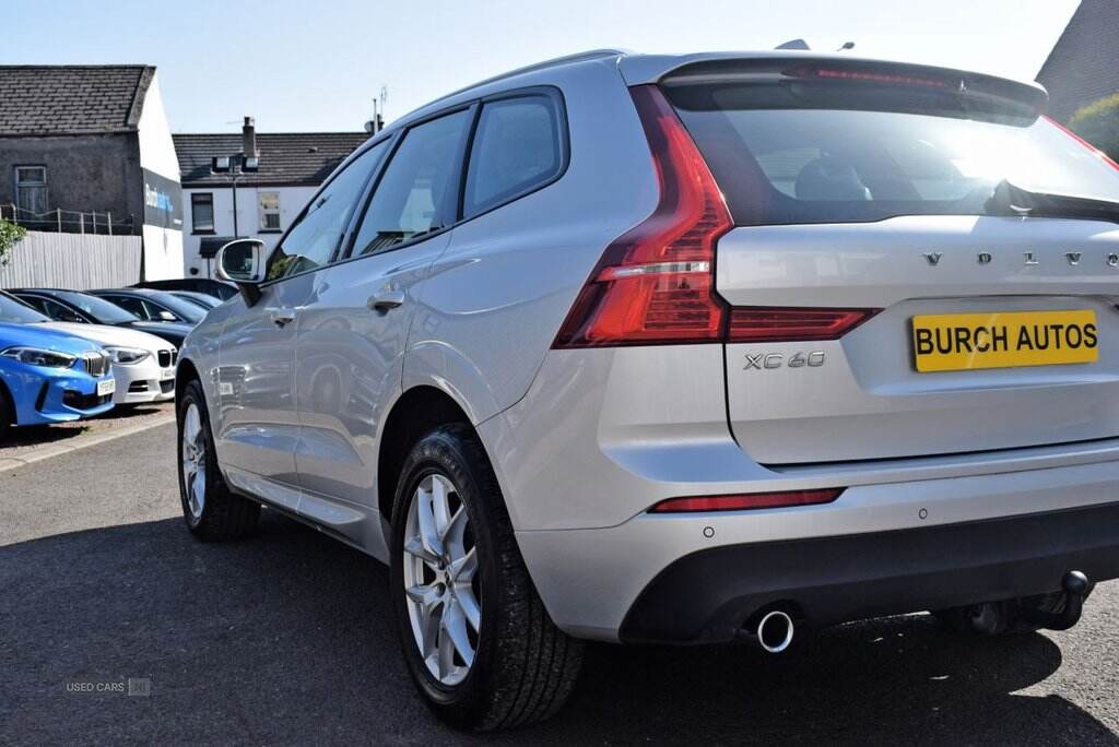 Nov 2017 Volvo XC60 2.0 D4 Momentum 5dr AWD Geartronic