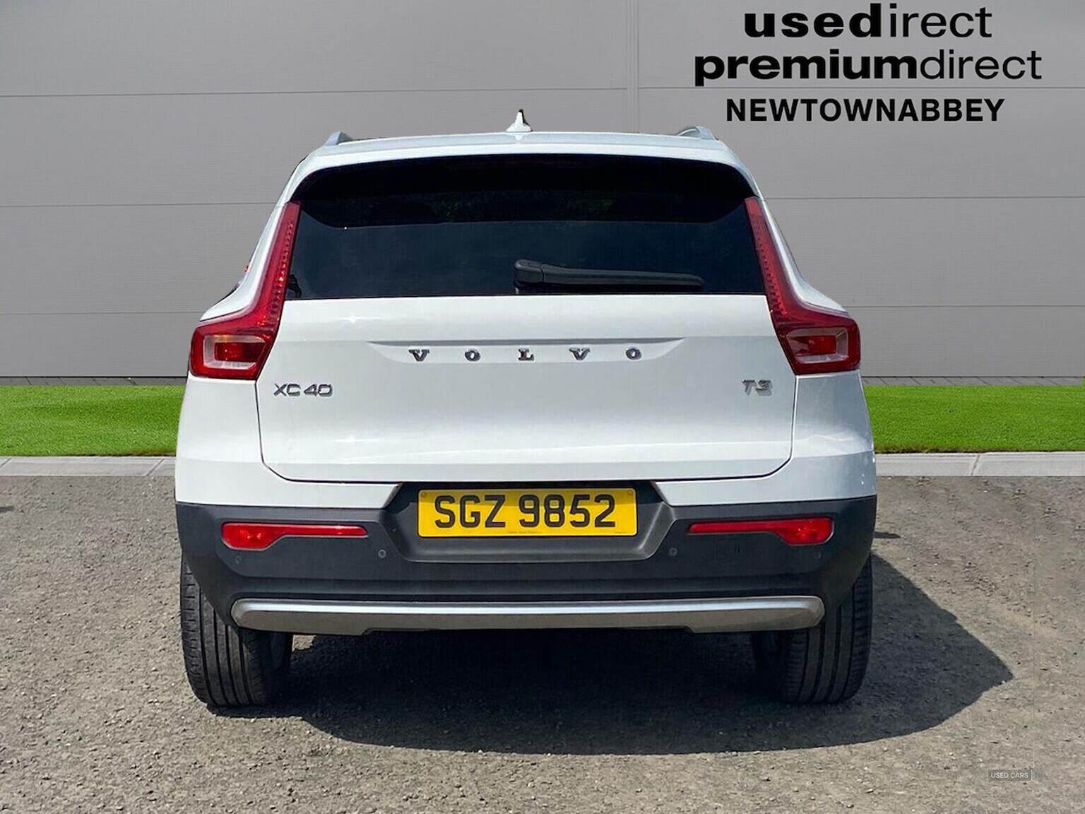 Jan 2021 Volvo XC40 1.5 T3 [163] Momentum 5Dr