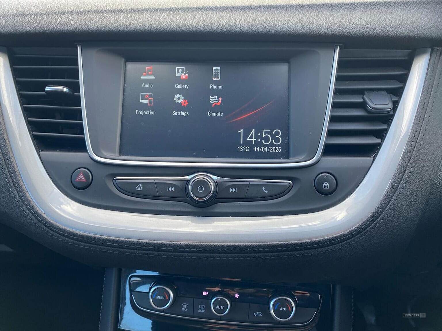 Jan 2019 Vauxhall Grandland X 1.2 Turbo Se 5Dr