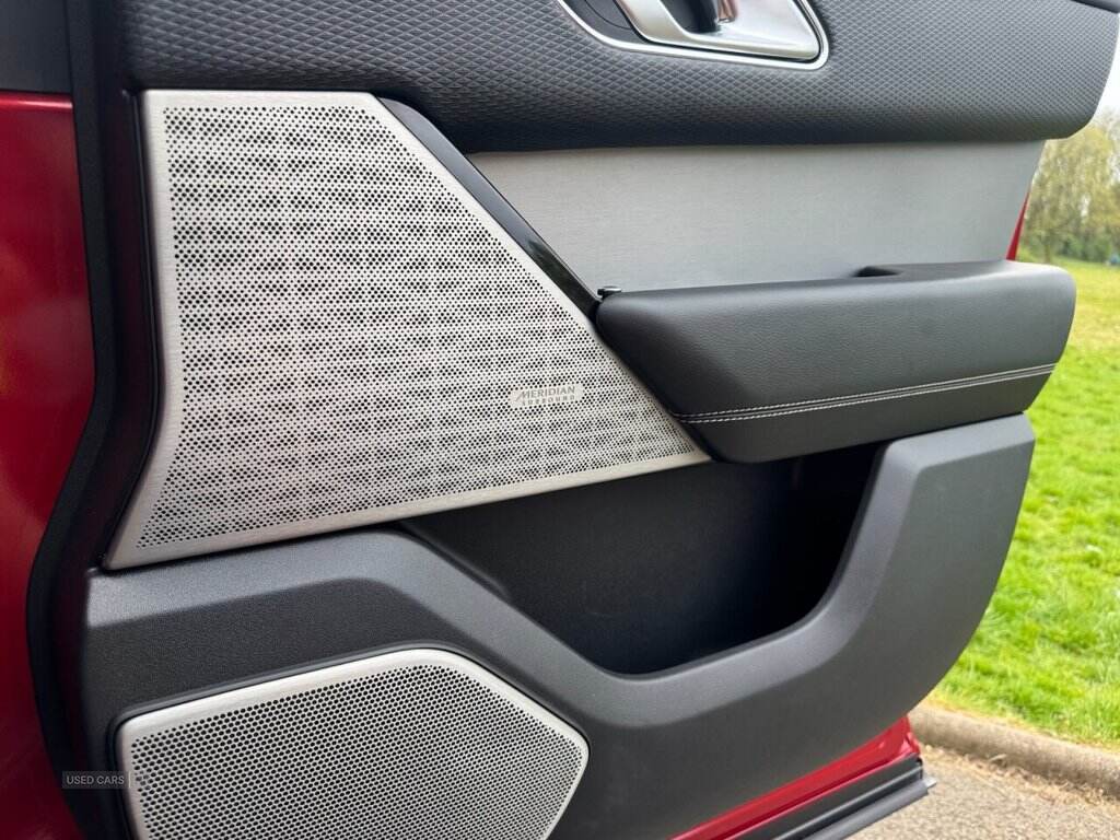 Jun 2019 Land Rover Range Rover Velar 2.0 D180 R-Dynamic SE 5dr Auto