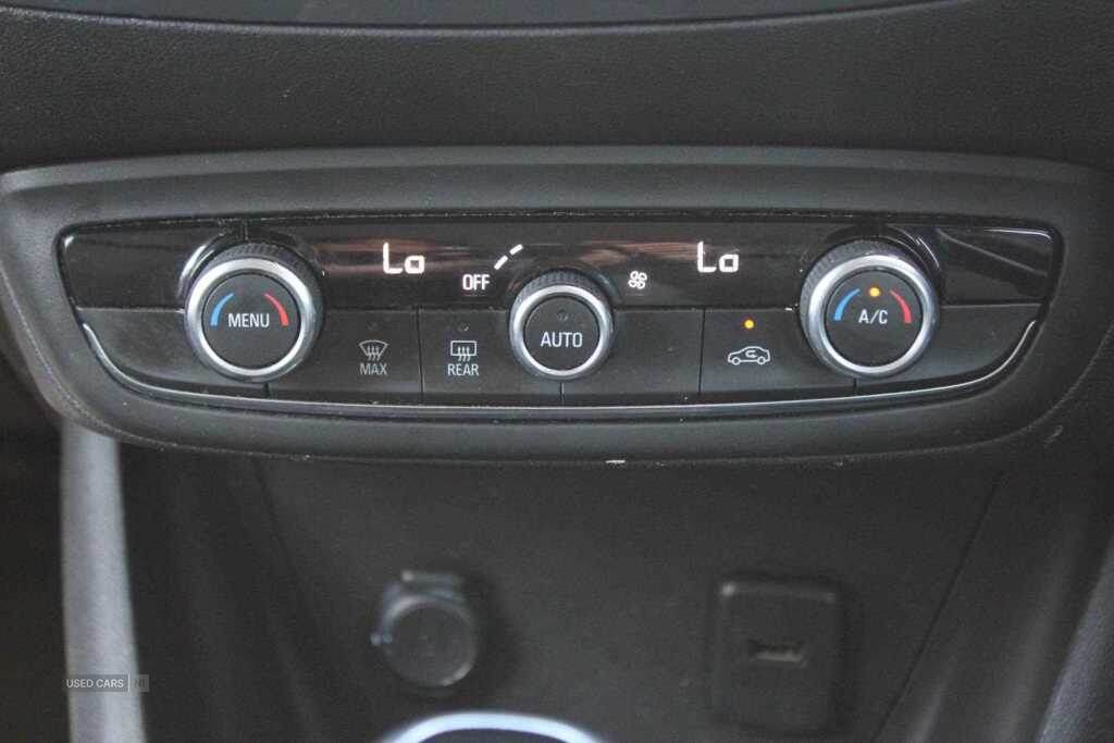 Aug 2020 Vauxhall Crossland X 1.5 Turbo D [102] Elite 5dr [Start Stop]