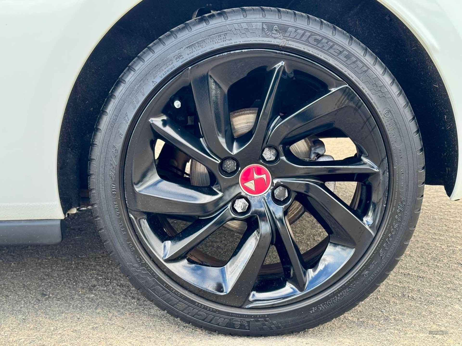 May 2018 DS 3 1.2 PureTech Performance Line 2dr