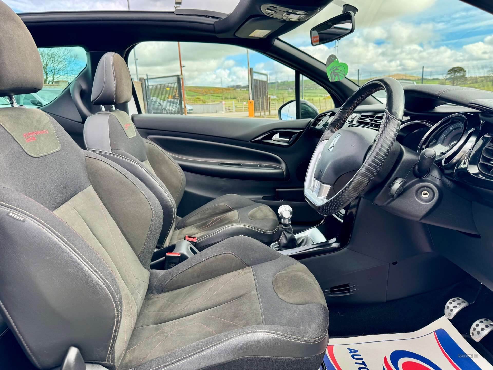 May 2018 DS 3 1.2 PureTech Performance Line 2dr