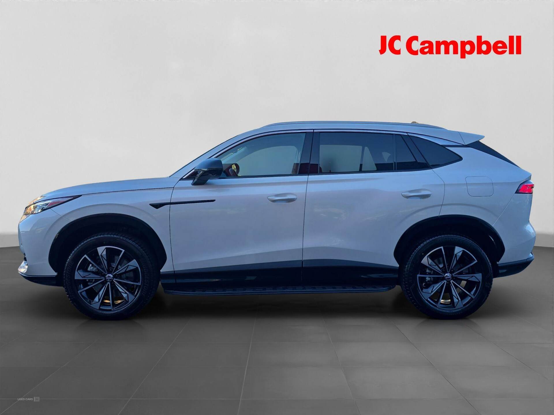2025 MG HS 1.5 T-GDI 24.7 kWh Trophy Auto Euro 6 (s/s) 5dr