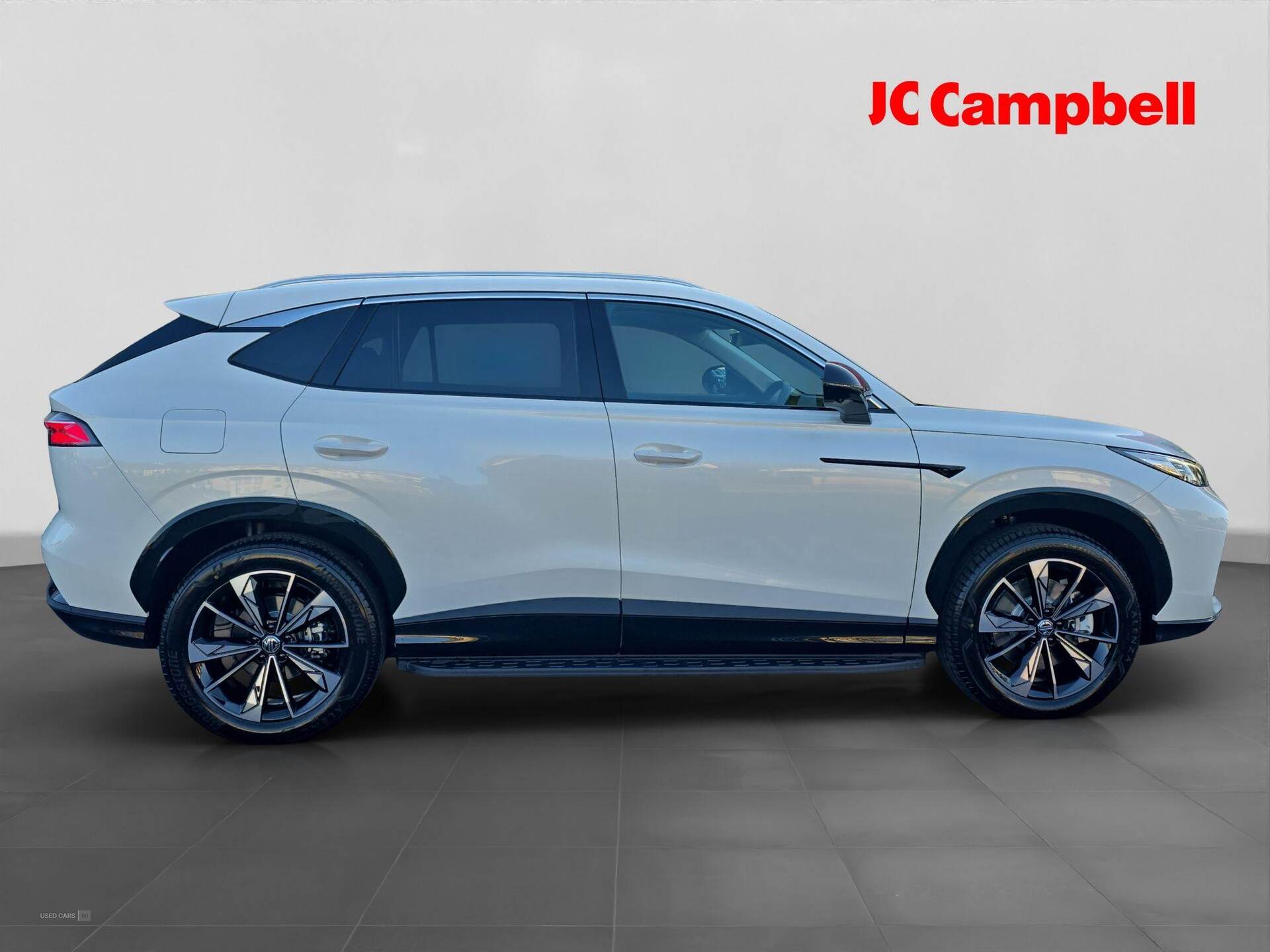 2025 MG HS 1.5 T-GDI 24.7 kWh Trophy Auto Euro 6 (s/s) 5dr