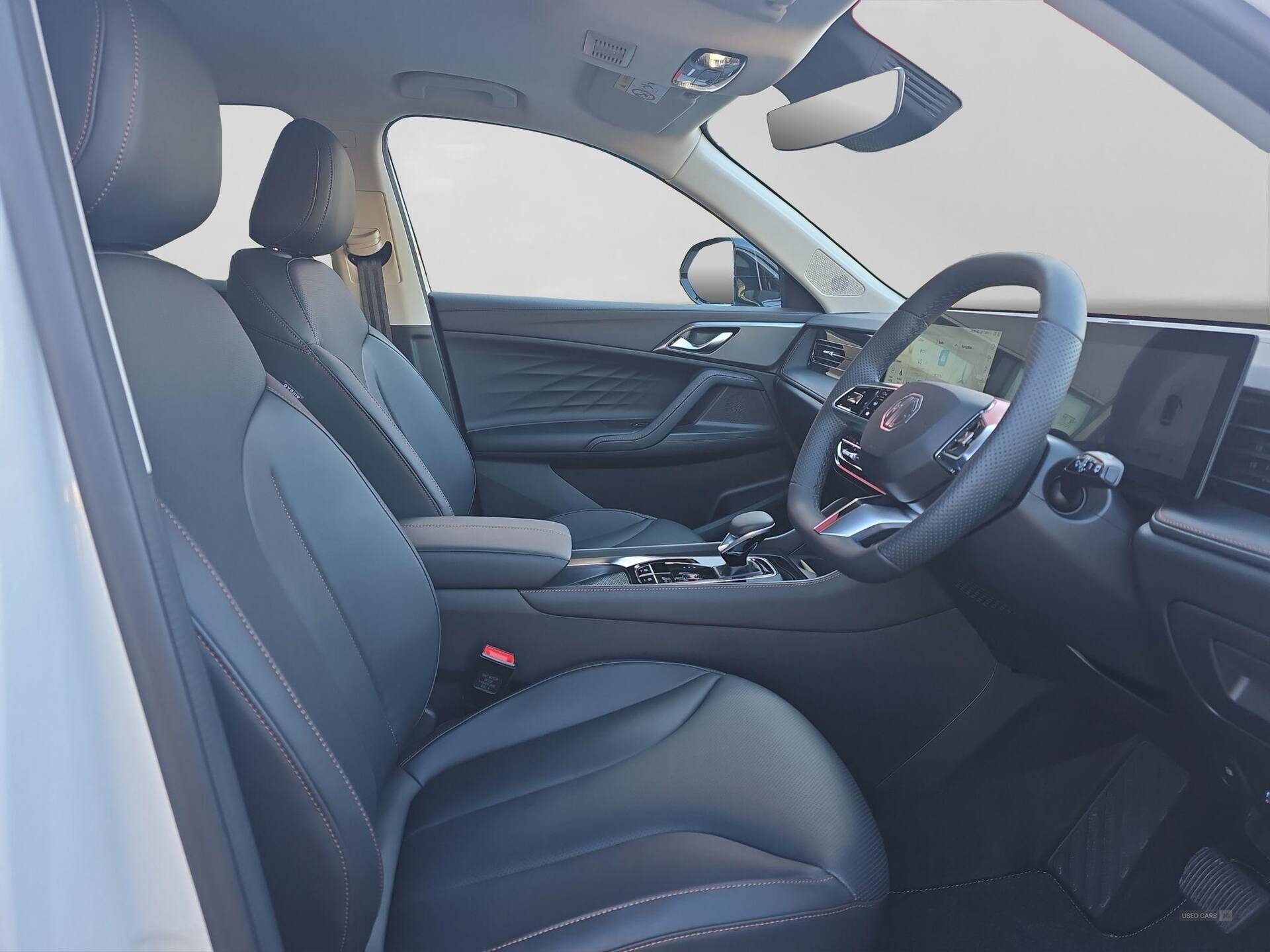2025 MG HS 1.5 T-GDI 24.7 kWh Trophy Auto Euro 6 (s/s) 5dr