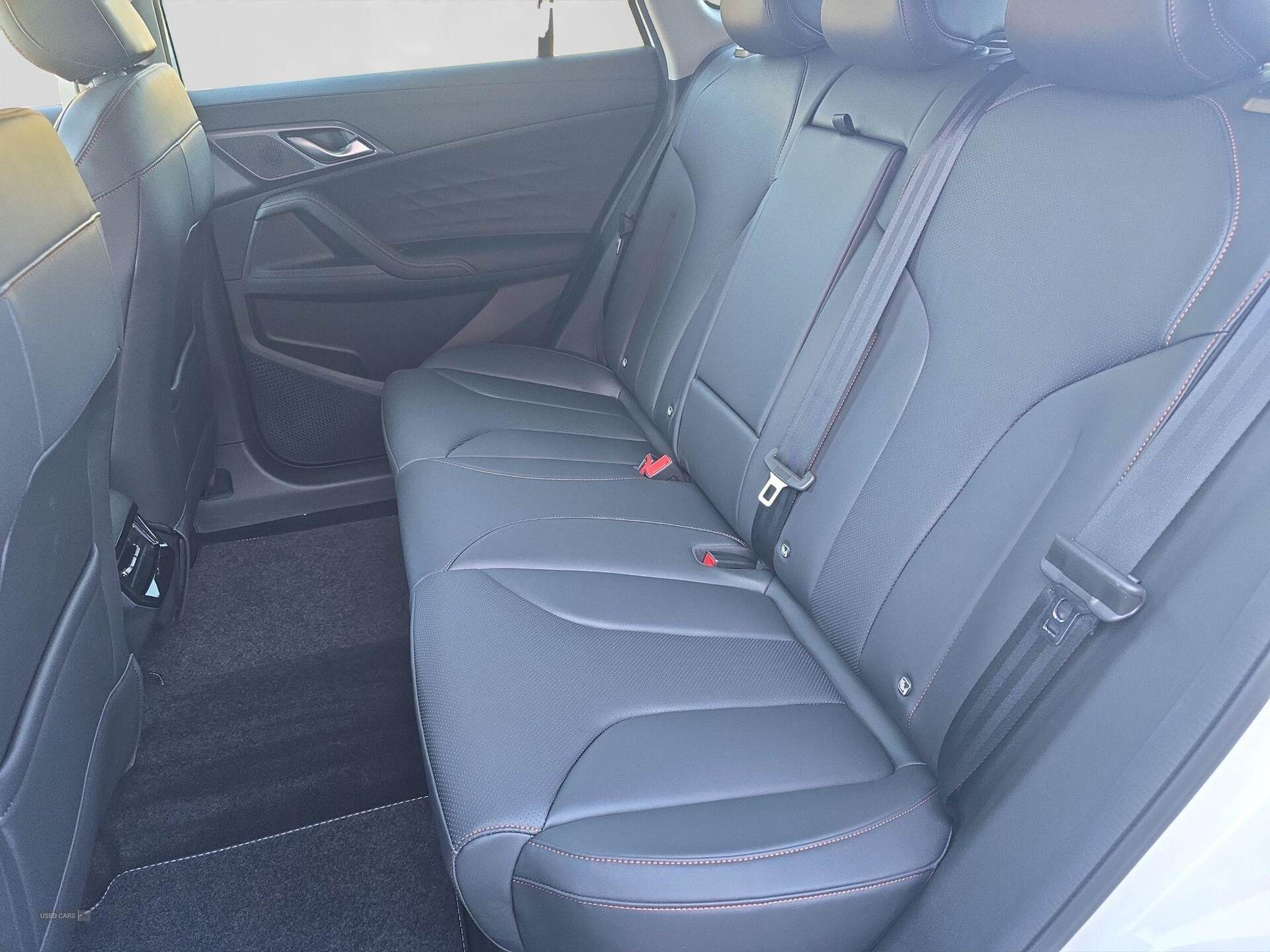 2025 MG HS 1.5 T-GDI 24.7 kWh Trophy Auto Euro 6 (s/s) 5dr