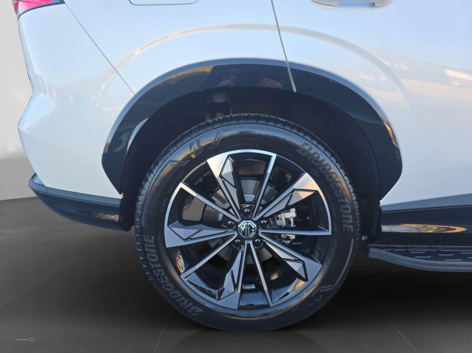 2025 MG HS 1.5 T-GDI 24.7 kWh Trophy Auto Euro 6 (s/s) 5dr