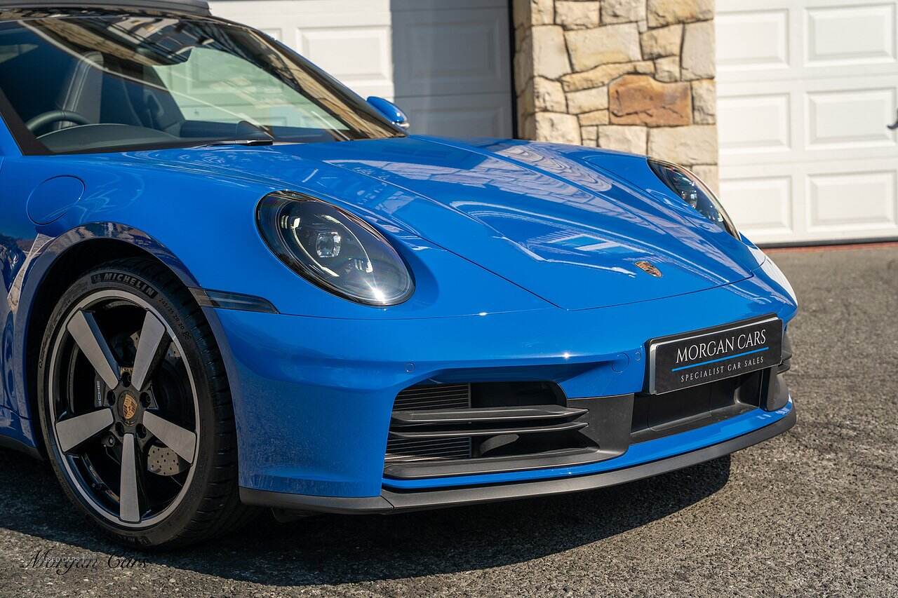 Jan 2025 Porsche 911 2dr PDK