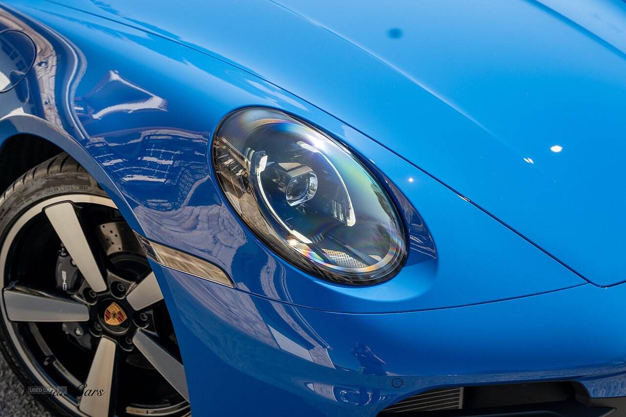 Jan 2025 Porsche 911 2dr PDK