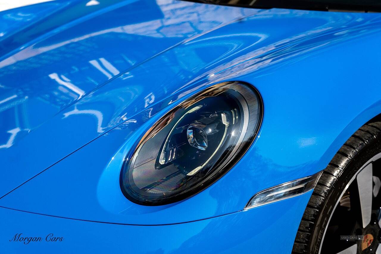 Jan 2025 Porsche 911 2dr PDK