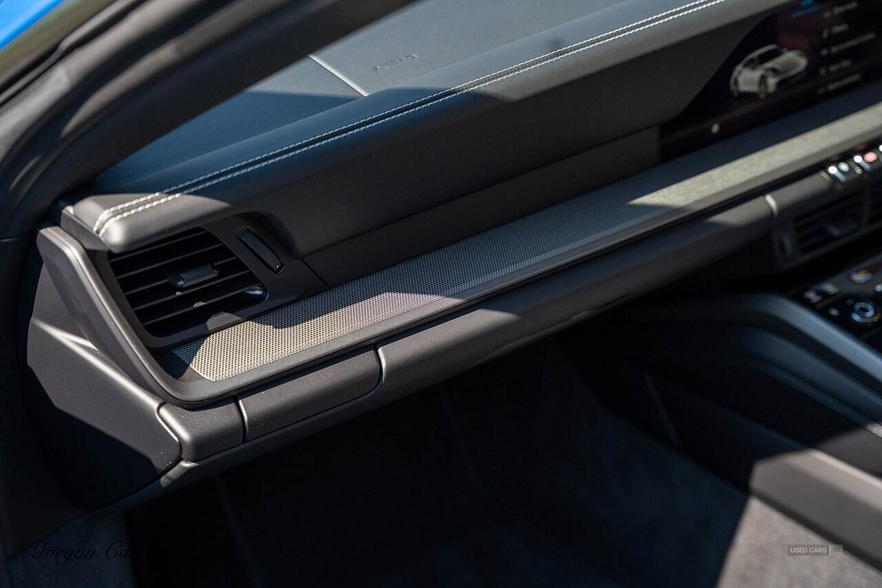 Jan 2025 Porsche 911 2dr PDK