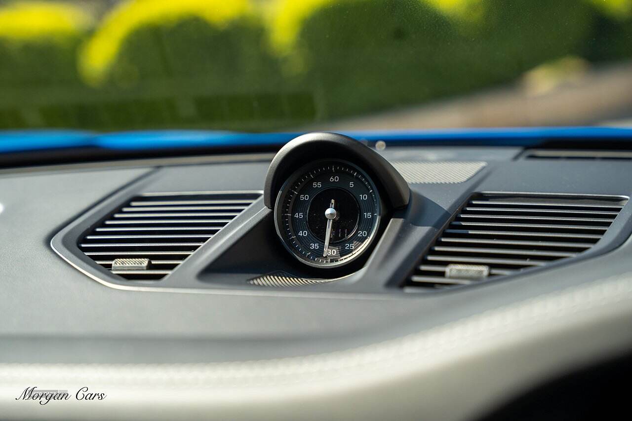 Jan 2025 Porsche 911 2dr PDK