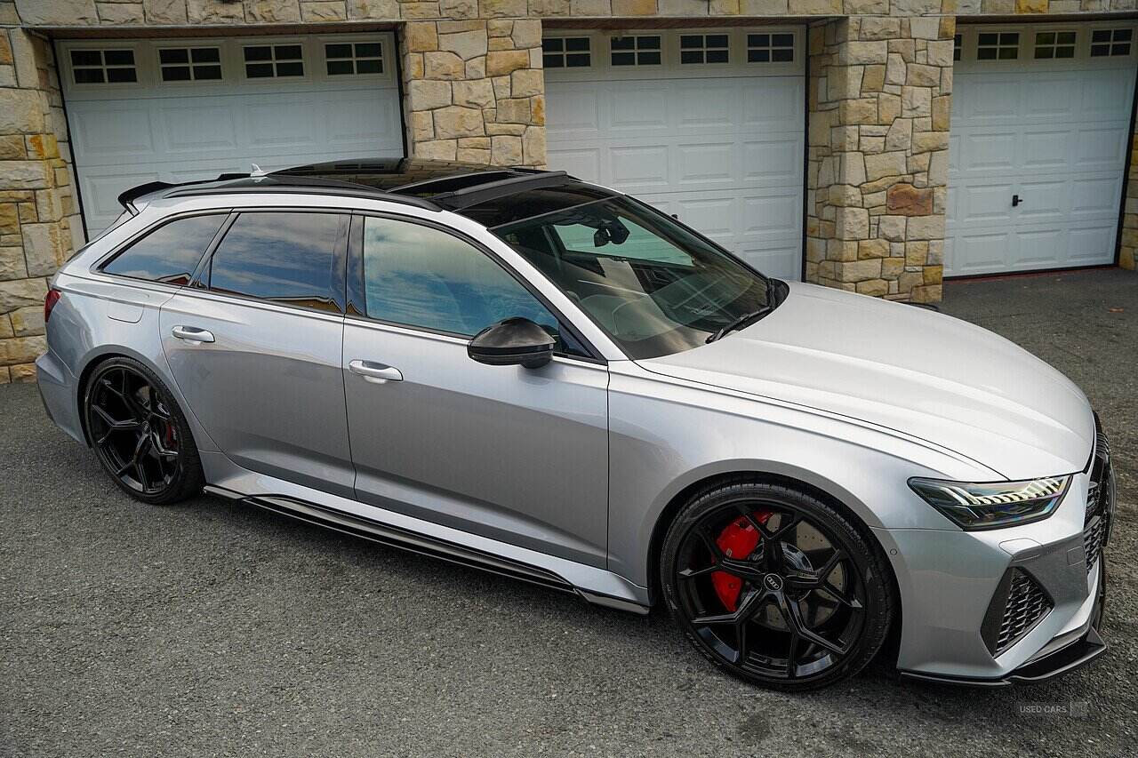 Apr 2021 Audi RS6 RS 6 TFSI Quattro Carbon Black 5dr Tiptronic