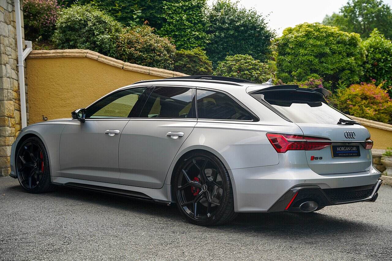 Apr 2021 Audi RS6 RS 6 TFSI Quattro Carbon Black 5dr Tiptronic