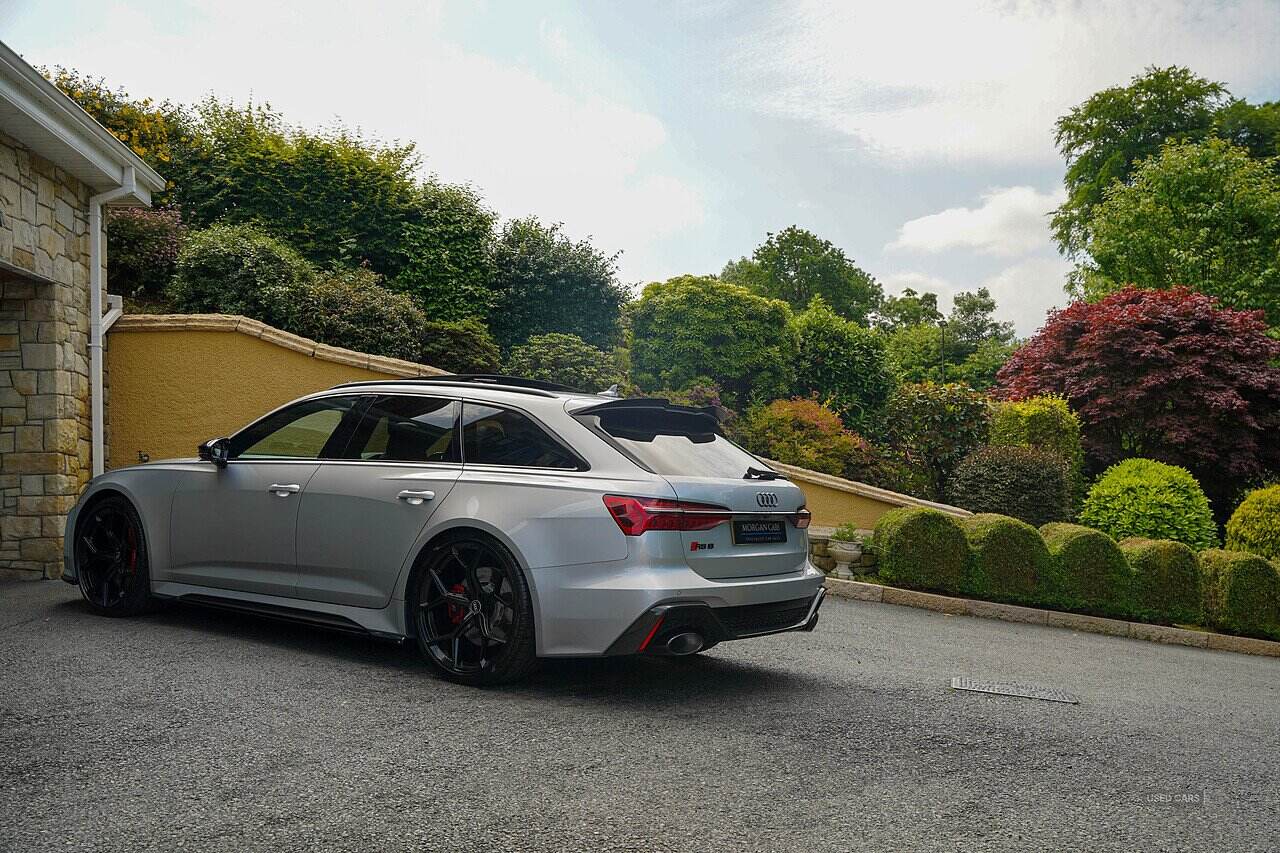 Apr 2021 Audi RS6 RS 6 TFSI Quattro Carbon Black 5dr Tiptronic