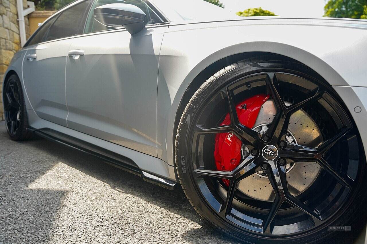 Apr 2021 Audi RS6 RS 6 TFSI Quattro Carbon Black 5dr Tiptronic