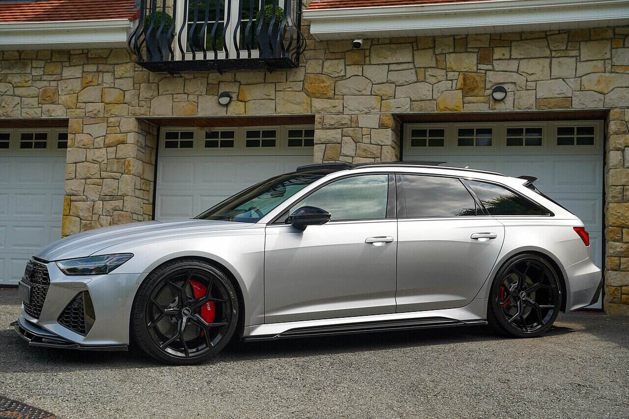 Apr 2021 Audi RS6 RS 6 TFSI Quattro Carbon Black 5dr Tiptronic