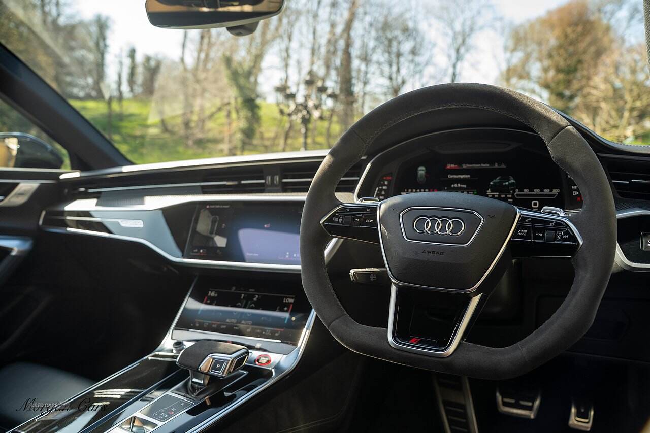 Apr 2021 Audi RS6 RS 6 TFSI Quattro Carbon Black 5dr Tiptronic